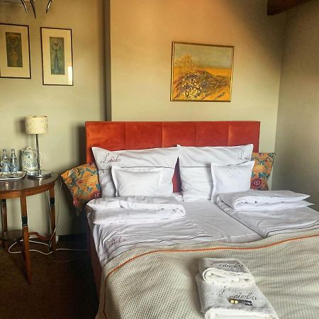 Hotel Leniwka Świebodzin Esterno foto